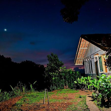 Farmstay Manangel Sindanglaka Eksteriør bilde
